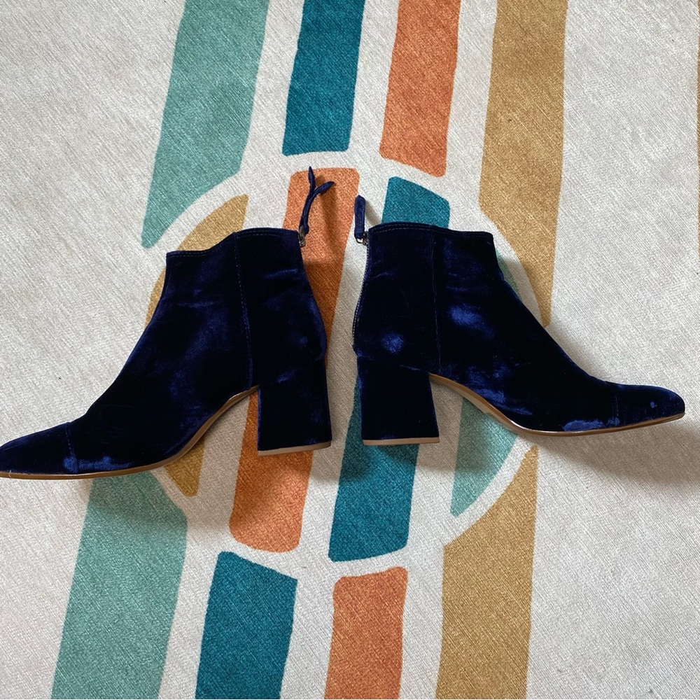 Madewell - “Jillian” Velvet Boots- Color: Night Vision- Size: US 11 - BRAND NEW - Picture 3 of 11